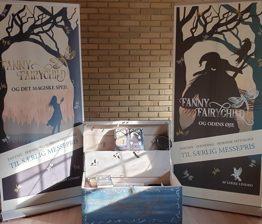 Fanny Fairychild's kiste og udstilling